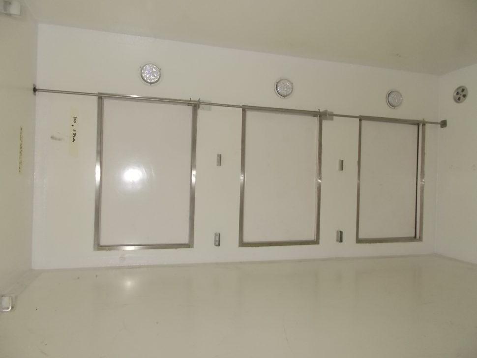  MANUAL CENTRAL LOCKING